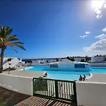 Azul Tuscan Playa Y Piscina Apartman Costa Teguise