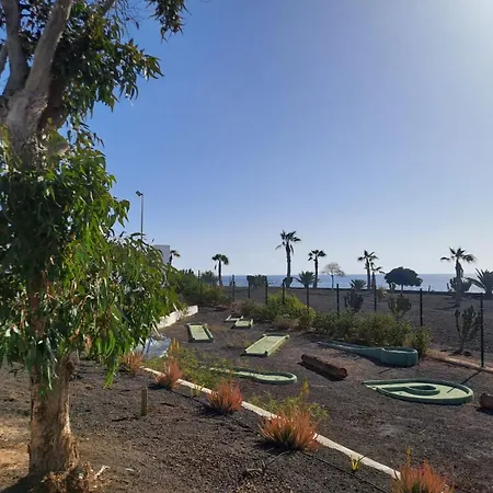 Azul Tuscan Playa Y Piscina Daire Costa Teguise